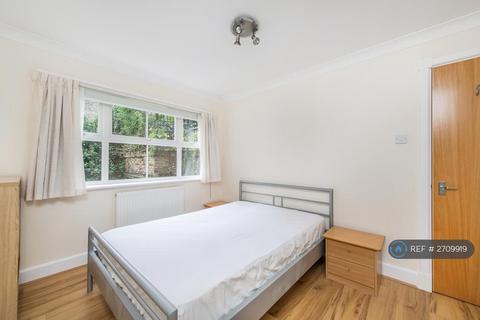 1 bedroom flat to rent, Ensign Street, London, E1
