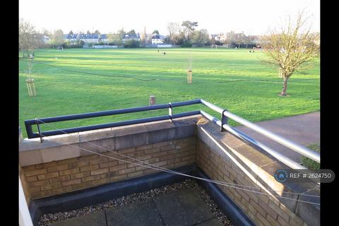 undefined, Longworth Avenue, Cambridge, CB4