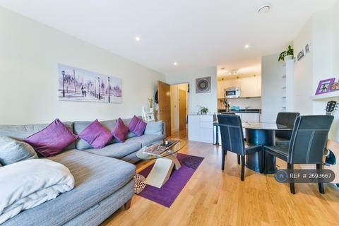 1 bedroom flat to rent, Prestons Road, London, E14