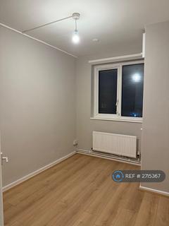 4 bedroom flat to rent, Cazenove Road, London, N16