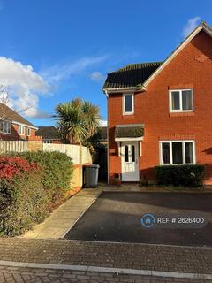 3 bedroom semi-detached house to rent, Fairbairn Walk, Chandler's Ford, Eastleigh, SO53