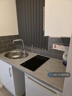1 bedroom in a house share to rent, Charlton Lane, London, SE7