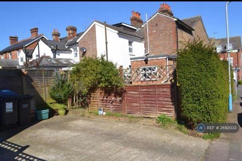 3 bedroom end of terrace house to rent, Woodside Road, Tonbridge, TN9