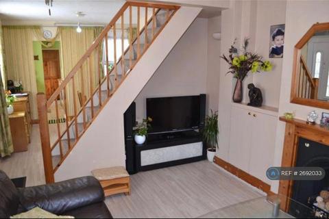 3 bedroom end of terrace house to rent, Woodside Road, Tonbridge, TN9