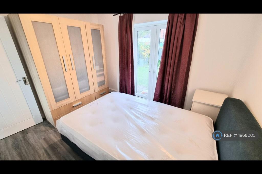 Double Bedroom