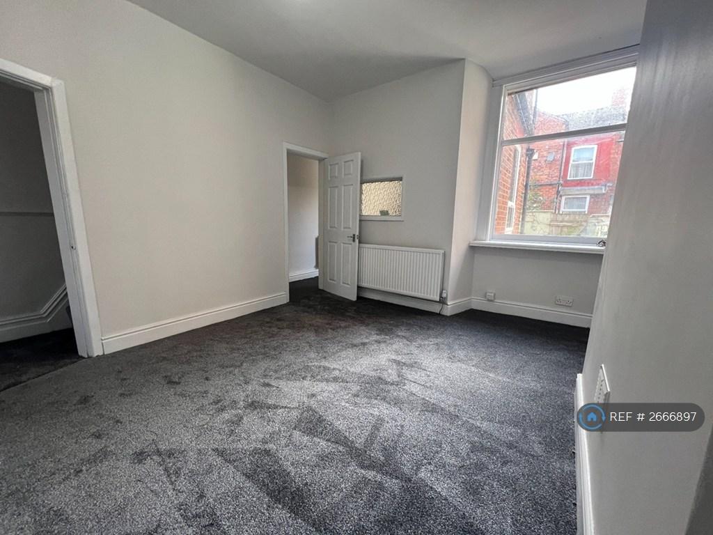Rear Lounge/Dining Room