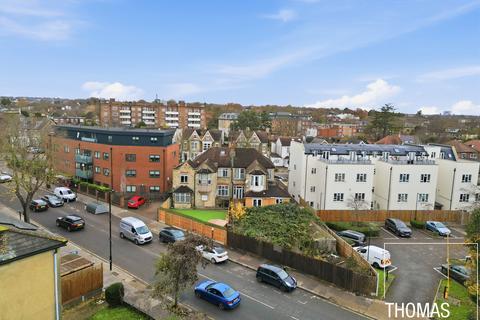 undefined, Maidstone Road, London, N11