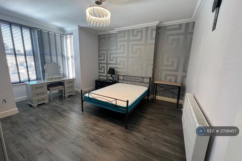 1 bedroom in a house share to rent, Lincoln Road, Peterborough, PE1