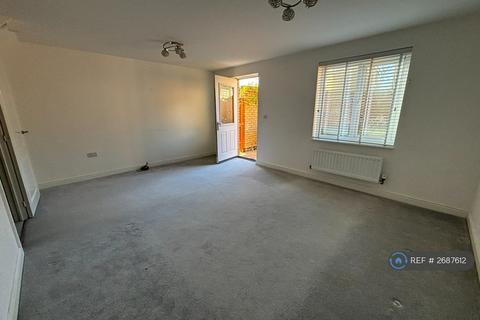 2 bedroom semi-detached house to rent, Christabel Close, Ebbsfleet Valley, Swanscombe, DA10