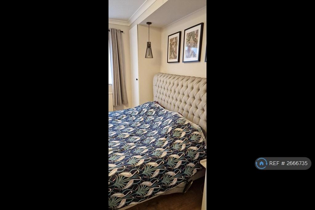 Front Bedroom