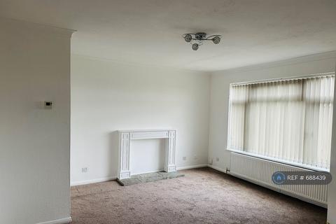 undefined, The Larches, Luton, LU2
