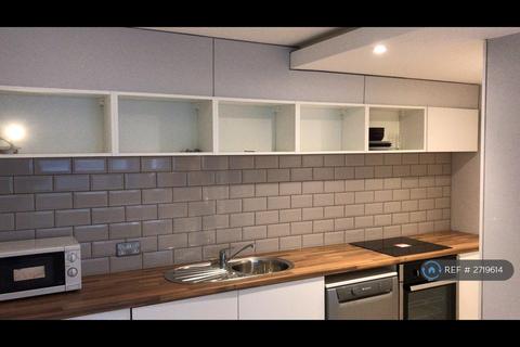 1 bedroom flat to rent, The Q Building, London, E15