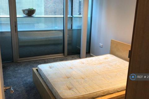 1 bedroom flat to rent, The Q Building, London, E15