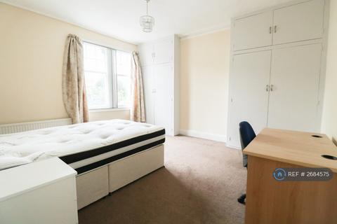 undefined, South Knighton Road, Leicester, LE2