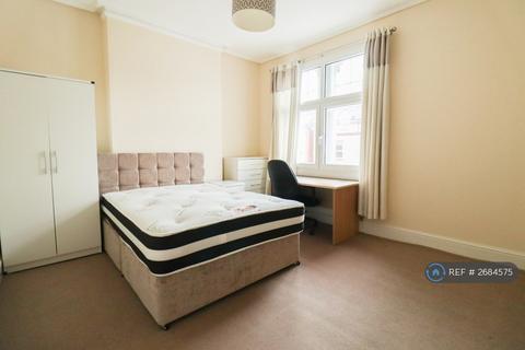 undefined, South Knighton Road, Leicester, LE2