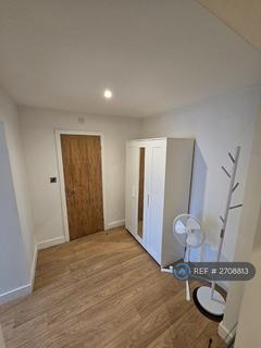 Studio to rent, Trinity Point, Stoke-On-Trent, ST1