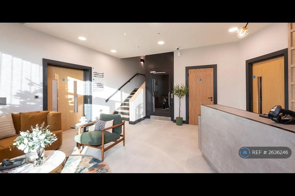 Residents' Club 51