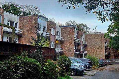 2 bedroom flat to rent, Beech Court, Liverpool, L18