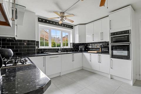 5 bedroom detached house for sale, Collett Close, Southampton SO30