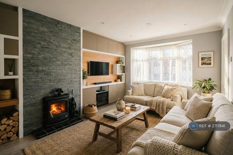 undefined, Errol Gardens, New Malden, KT3