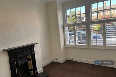 1 bedroom flat to rent, Bassingham Road, London, SW18