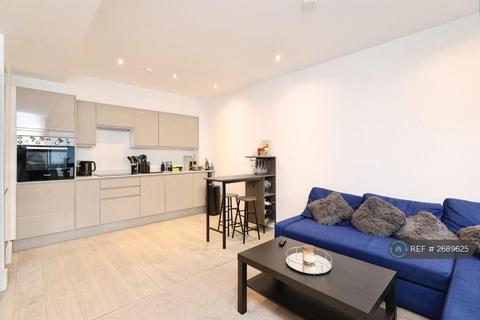 1 bedroom flat to rent, Arliss Court, Watford, WD17