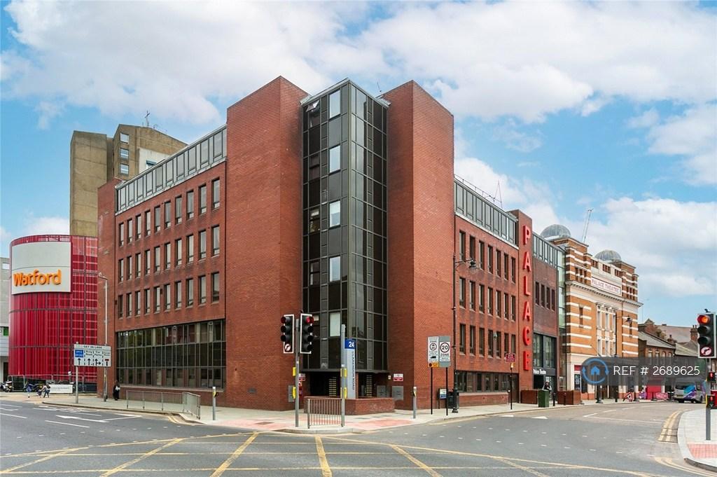 Arliss Court - Right Near Intu Shopping Centre!