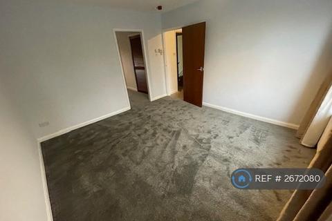 undefined, Newport, Lincoln, LN1