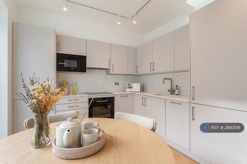 1 bedroom terraced house to rent, Hythe Road, Brighton, BN1