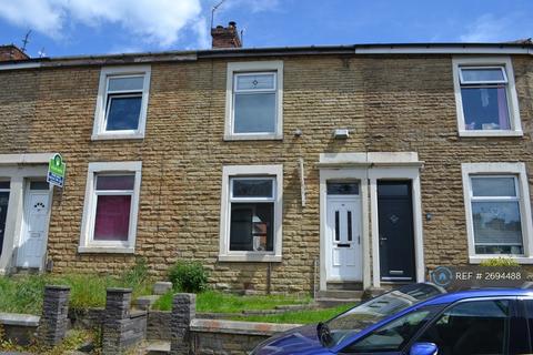 2 bedroom terraced house to rent, Ratcliffe Street, Darwen, BB3
