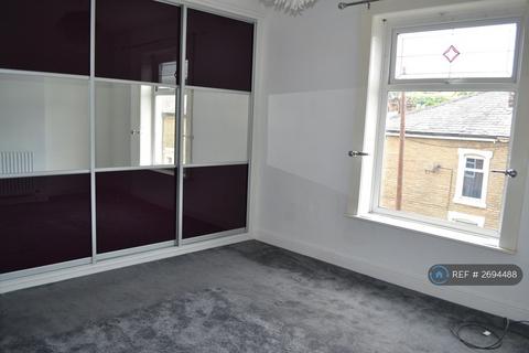 2 bedroom terraced house to rent, Ratcliffe Street, Darwen, BB3