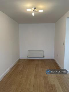 2 bedroom flat to rent, Fountain Mill, Bristol, BS5