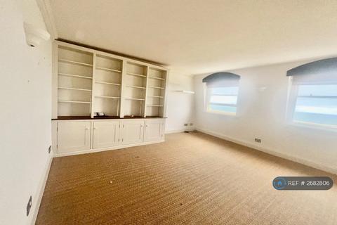 3 bedroom flat to rent, Brunswick Terrace, Hove, BN3