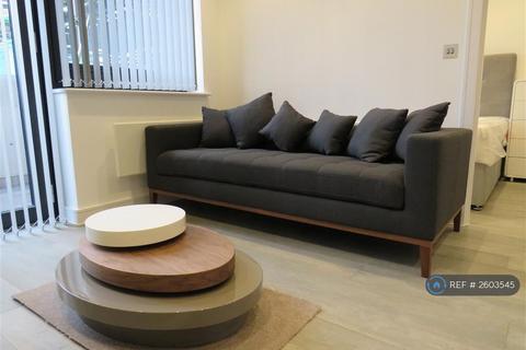 1 bedroom flat to rent, Brickfield Court, Slough, SL1