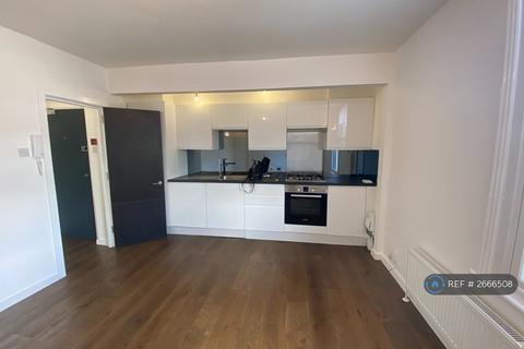 undefined, Holmesdale Road, London, SE25