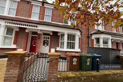 undefined, Heath Road, Harrow, HA1