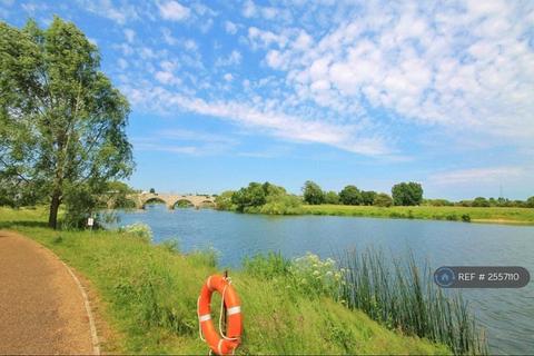2 bedroom flat to rent, Hydro House, Chertsey, KT16