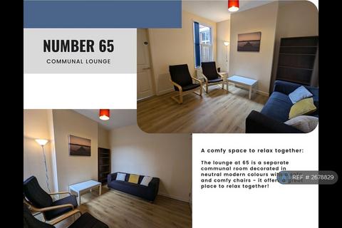4 bedroom terraced house to rent, Sir Thomas Whites Road, Coventry, CV5