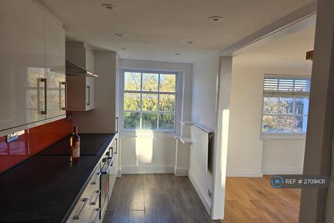 2 bedroom flat to rent, Claremont Square, London, N1