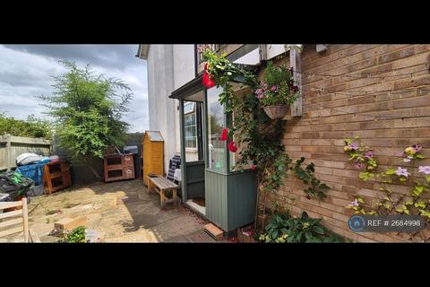 undefined, Maxwells Path, Hitchin, SG5