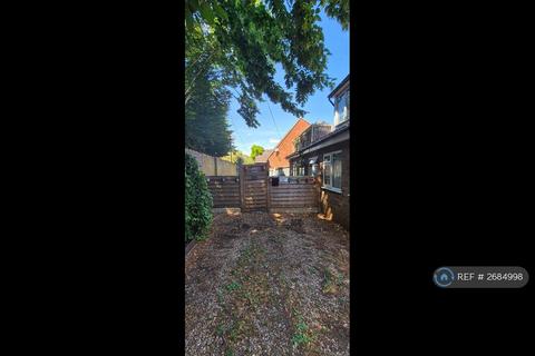 undefined, Maxwells Path, Hitchin, SG5