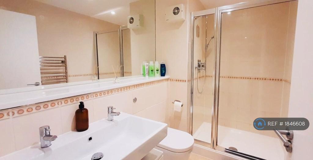 Ensuite 1