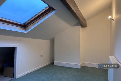 2 bedroom terraced house to rent, Glen View Street, Todmorden, OL14