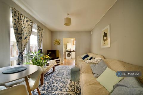 2 bedroom flat to rent, Newport Road, London, E10