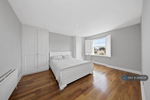 4 bedroom flat to rent, Camden Road, London, N7