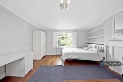 4 bedroom flat to rent, Camden Road, London, N7