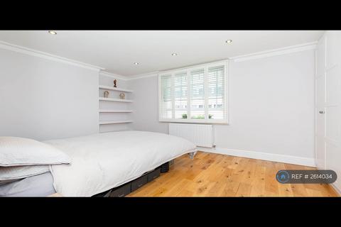 undefined, Camden Road, London, N7