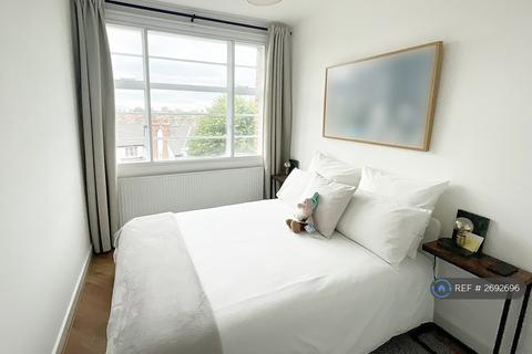 undefined, Park Avenue, London, NW2