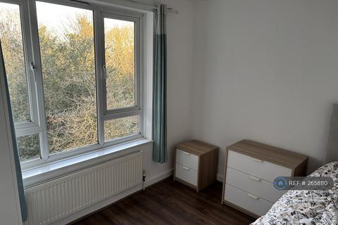2 bedroom flat to rent, Marbleford Court, London, N6