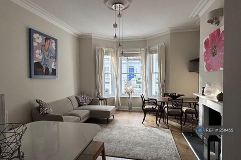2 bedroom flat to rent, Terrace, London, SW10